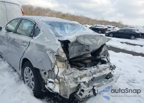 2013 Nissan Altima 2.5 S из США, поврежденный, VIN 1N4AL3AP3DN568413